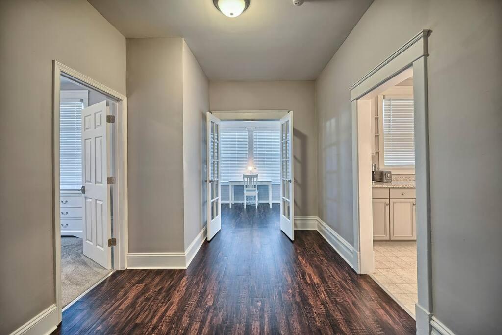 Suites On Seneca - Lovely 2 Bed 1 Bath Apartment Harrisburg Bagian luar foto